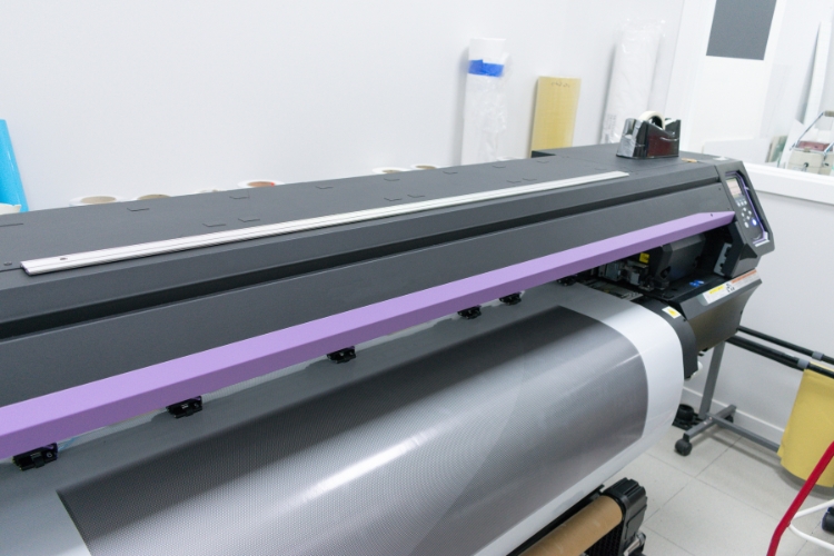 Vinyl Printing vs Digital Printing 
